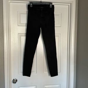 COPY - American eagle black stretch skinny jean size 6